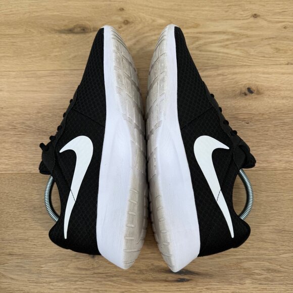 Nike Womens Tanjun Running Shoe Size 11 White Black Active Athletic 812655 - Picture 6 of 12